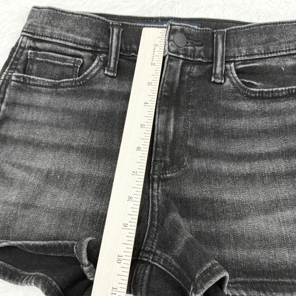 Hollister‎ Women's Size 26 Waist High-Rise Black Wash Distressed Denim Shorts - Picture 8 of 10